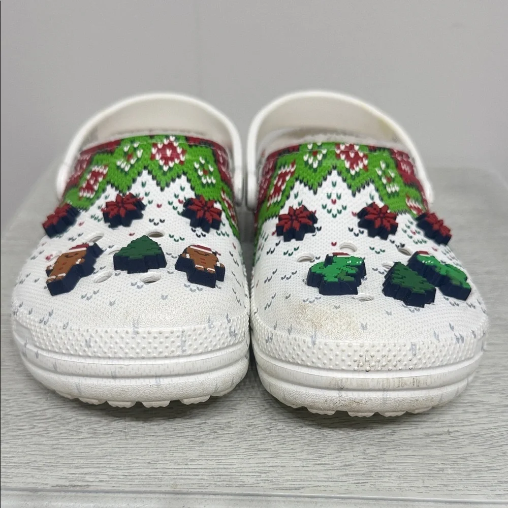 CROCS Kids' Classic Lined Holiday Christmas White and Green Slippers Size 4